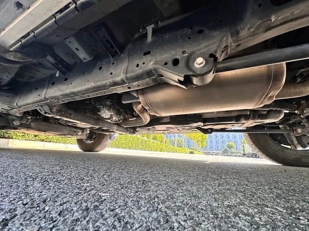 Toyota Prado — миниатюра 14
