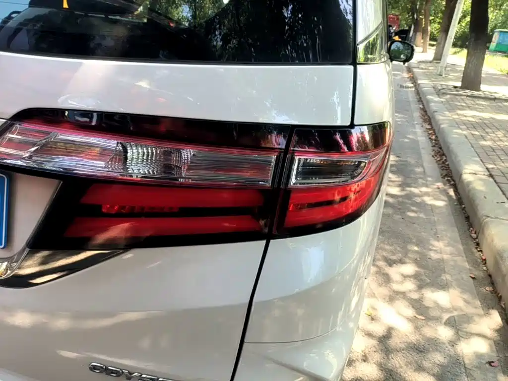 Honda Odyssey — миниатюра 8