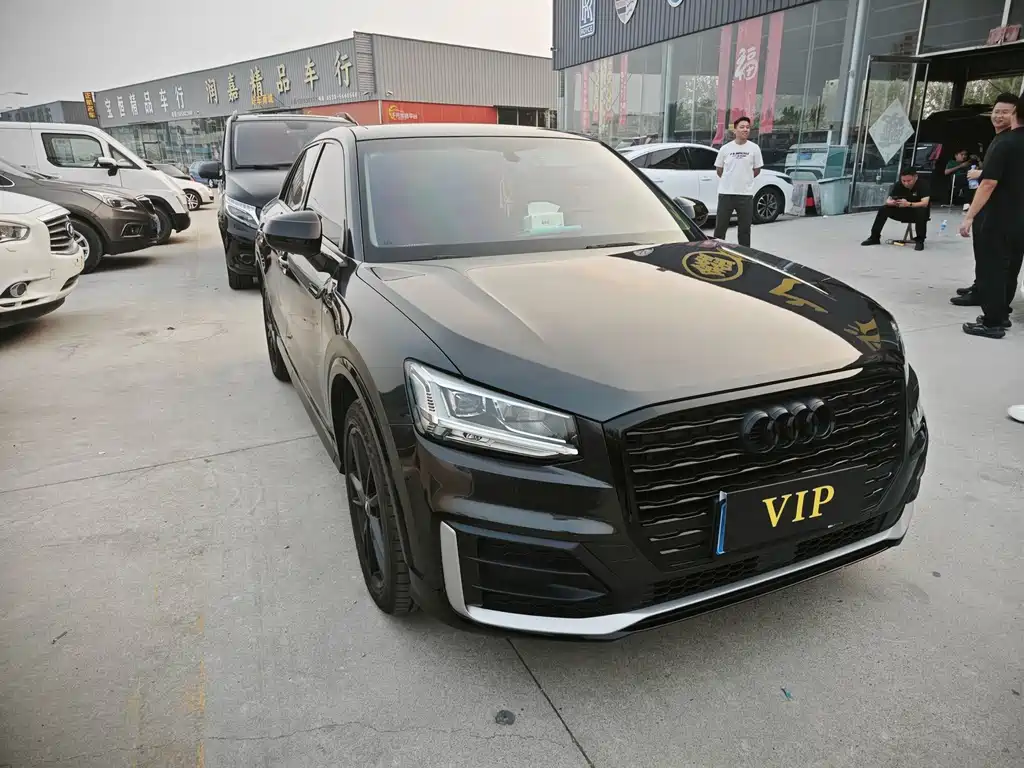 Audi Q2L — миниатюра 3