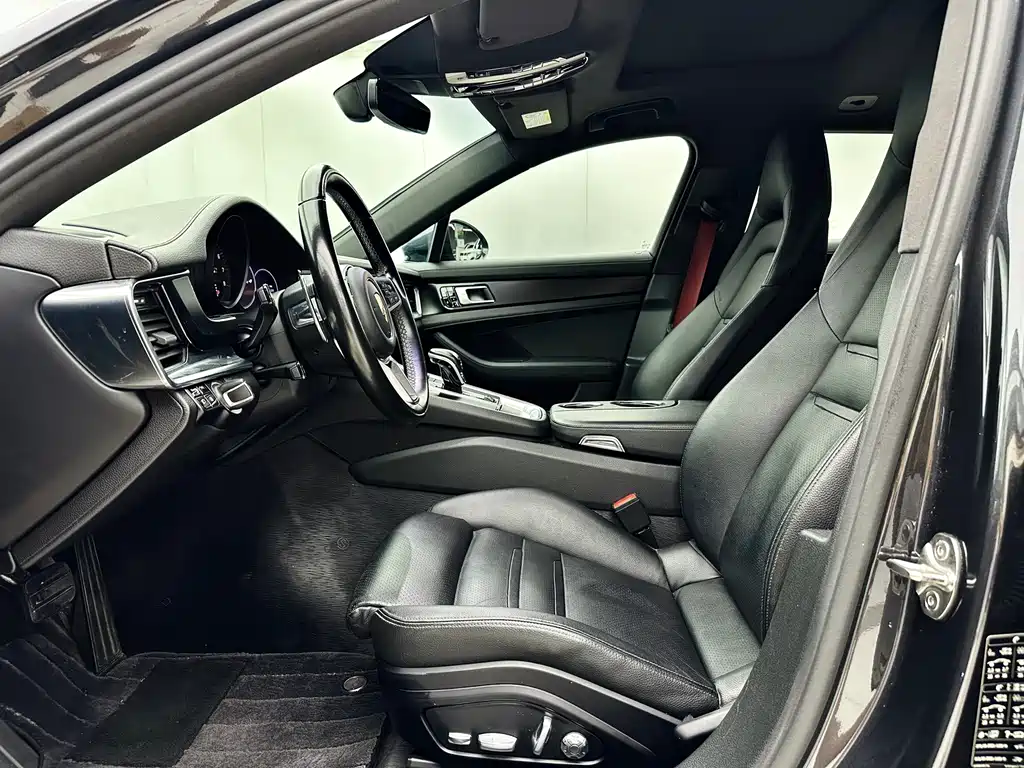 Porsche Panamera — миниатюра 10