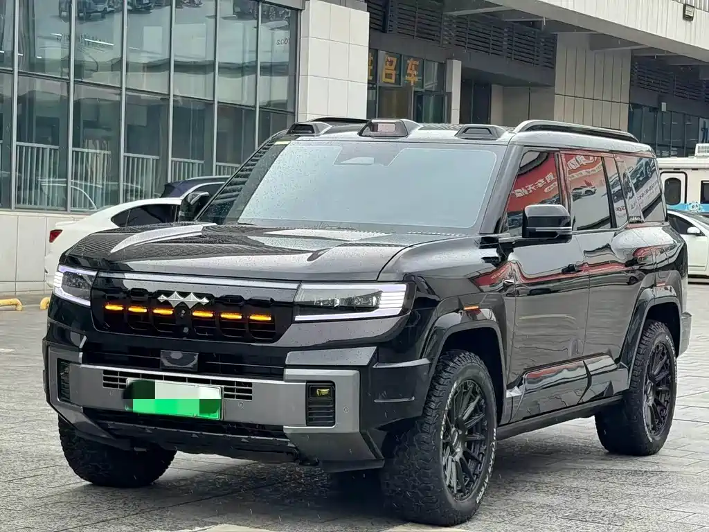 Fang Cheng Bao Leopard 8