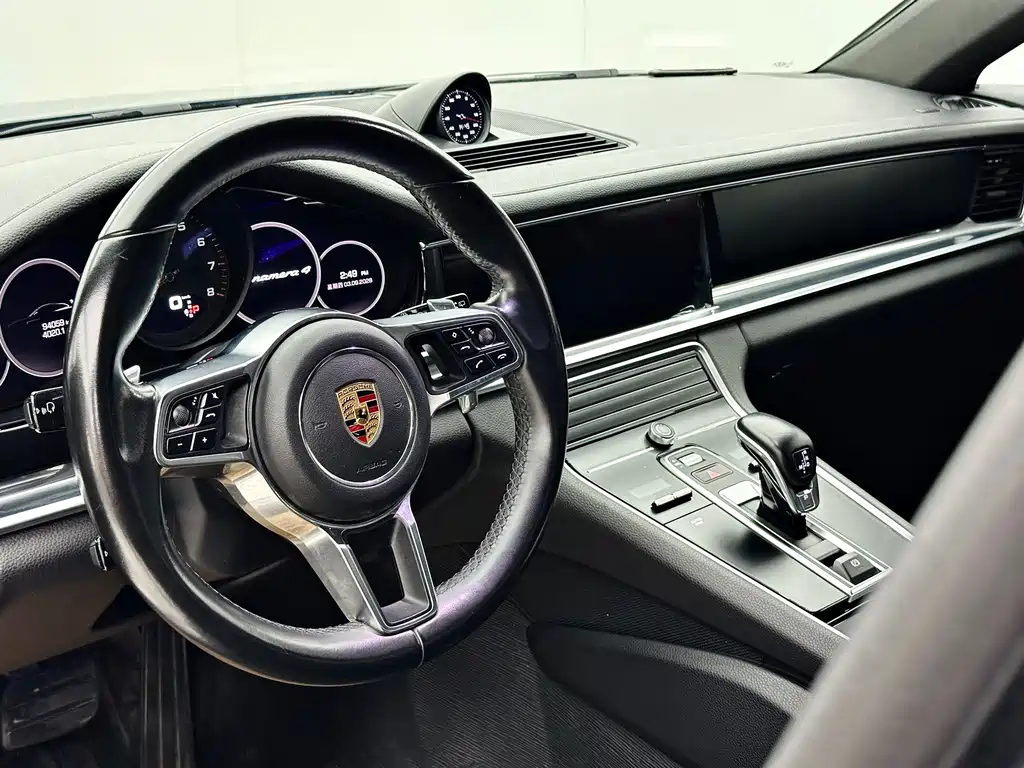 Porsche Panamera — миниатюра 17