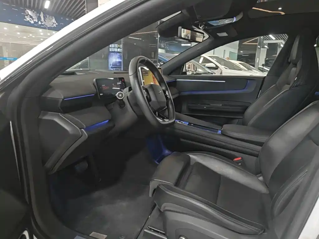 Polestar Polestar 4 — миниатюра 15