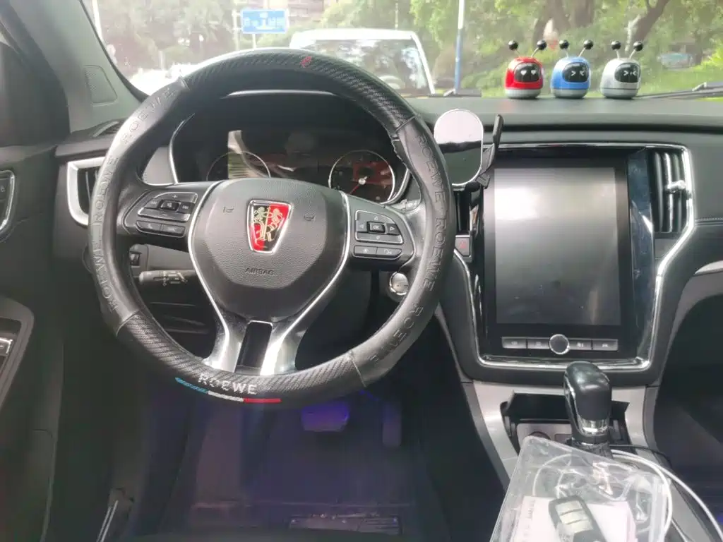 Roewe RX5 — миниатюра 5