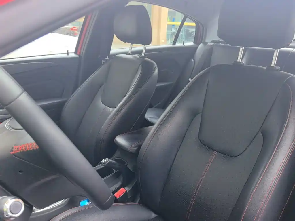 Chery Arrizo 5 — миниатюра 15