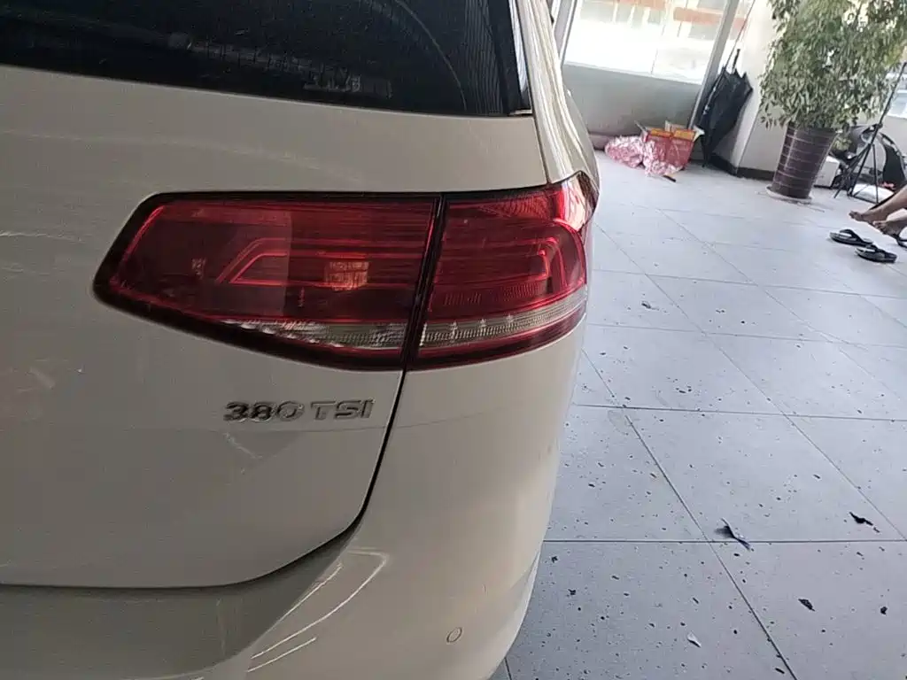 Volkswagen Viloran — миниатюра 8