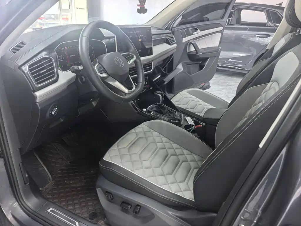 Volkswagen Tayron 2023 280TSI Luxury Plus