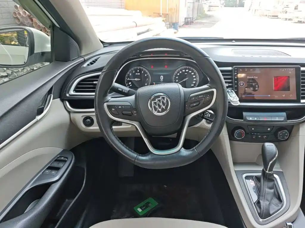 Buick Excelle — миниатюра 11