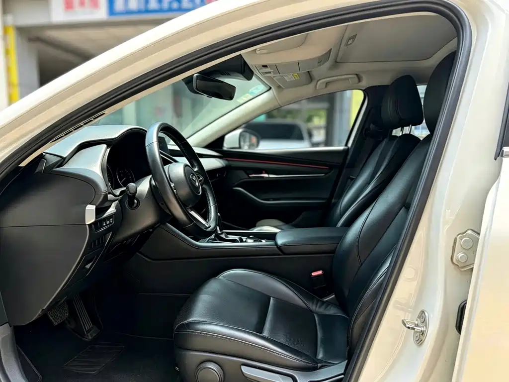 Mazda 3 Axela — миниатюра 5