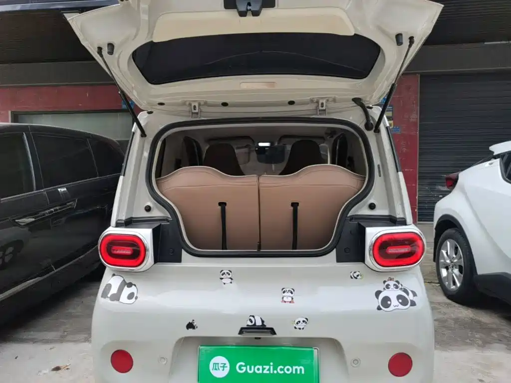 Wuling MINIEV — миниатюра 19