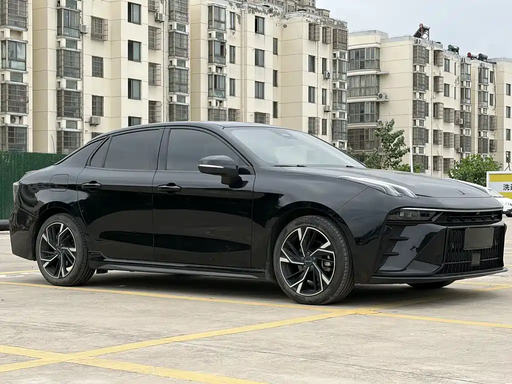 Lynk & Co 03 — миниатюра 3