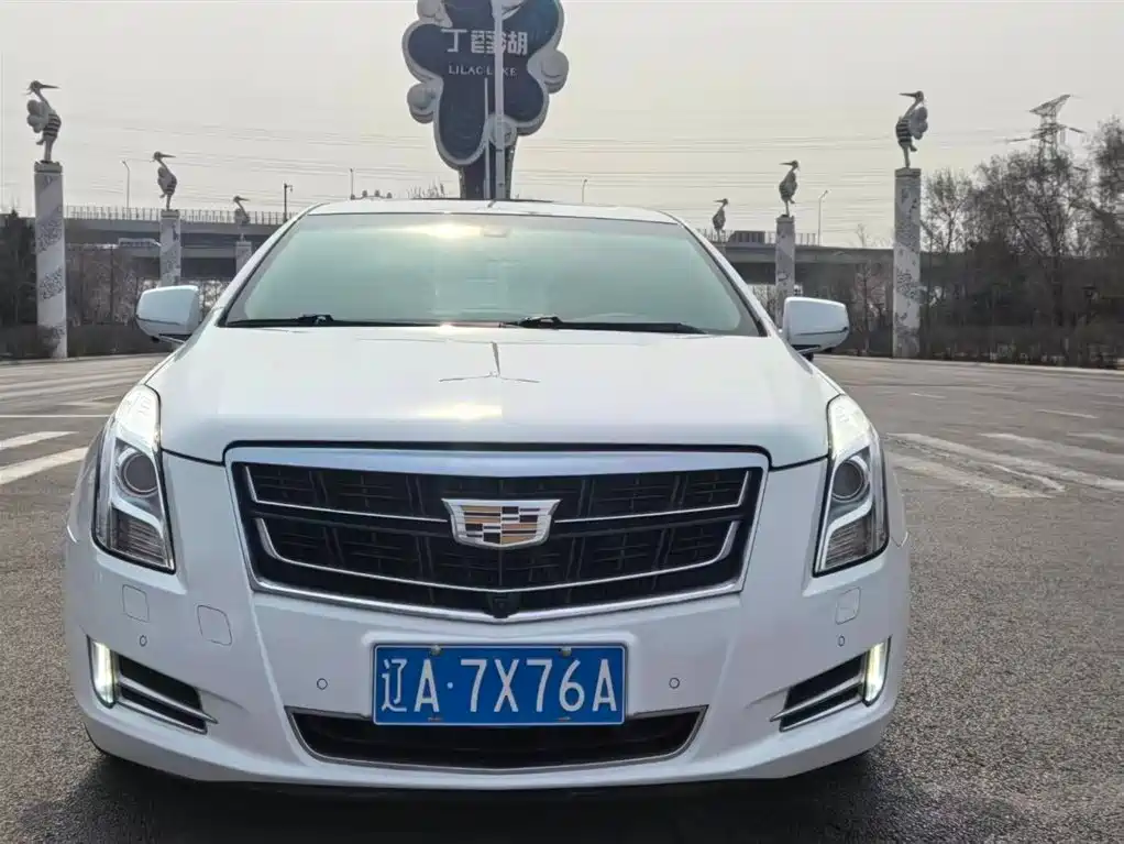 Cadillac XTS 2016 28T Elite
