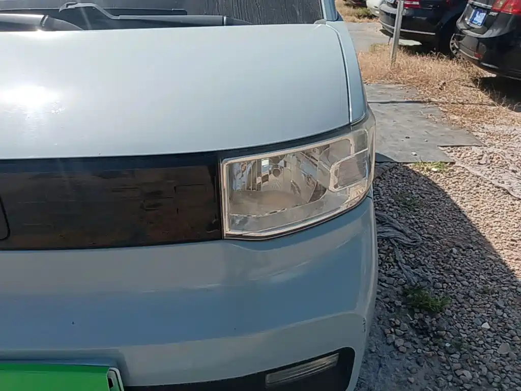 Wuling MINIEV — миниатюра 24