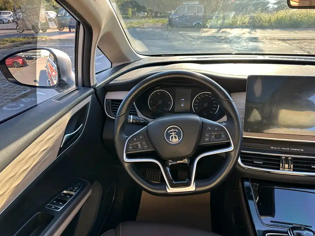 BYD MAX New Energy — миниатюра 22