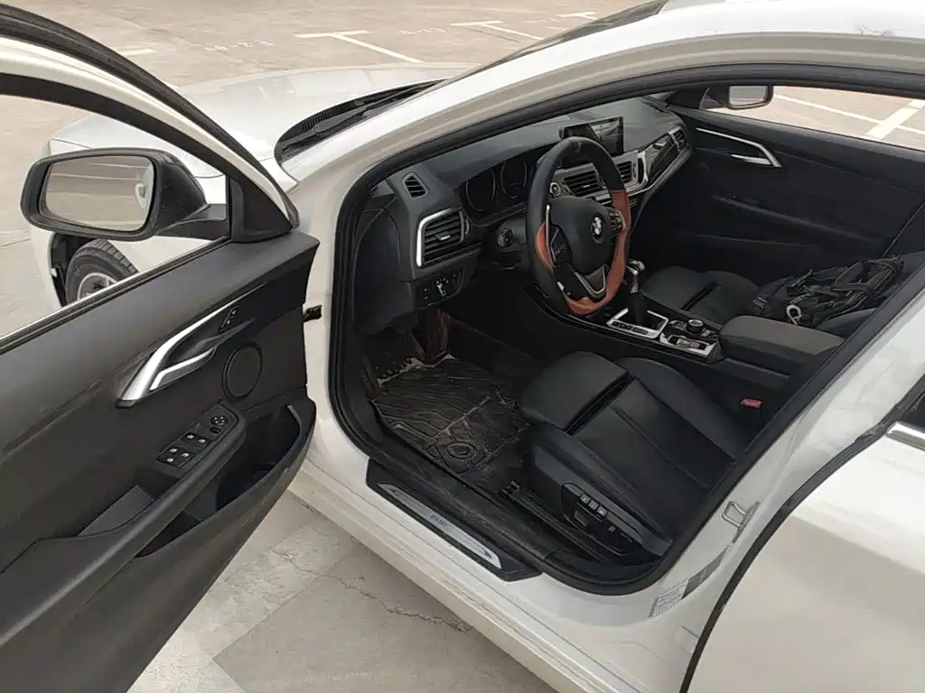 BMW 1 Series — миниатюра 16