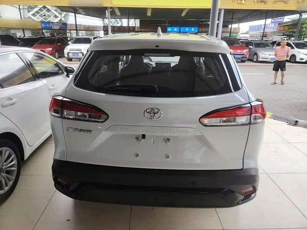 Toyota Frontlander — миниатюра 6