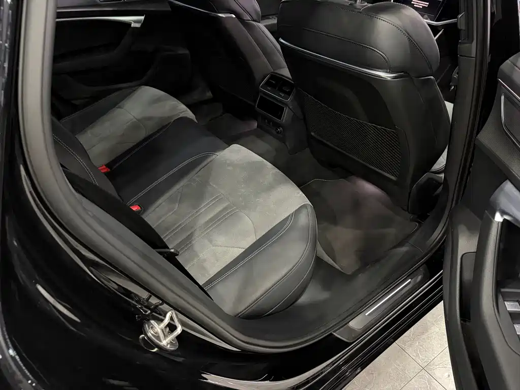 Audi A6L — миниатюра 17