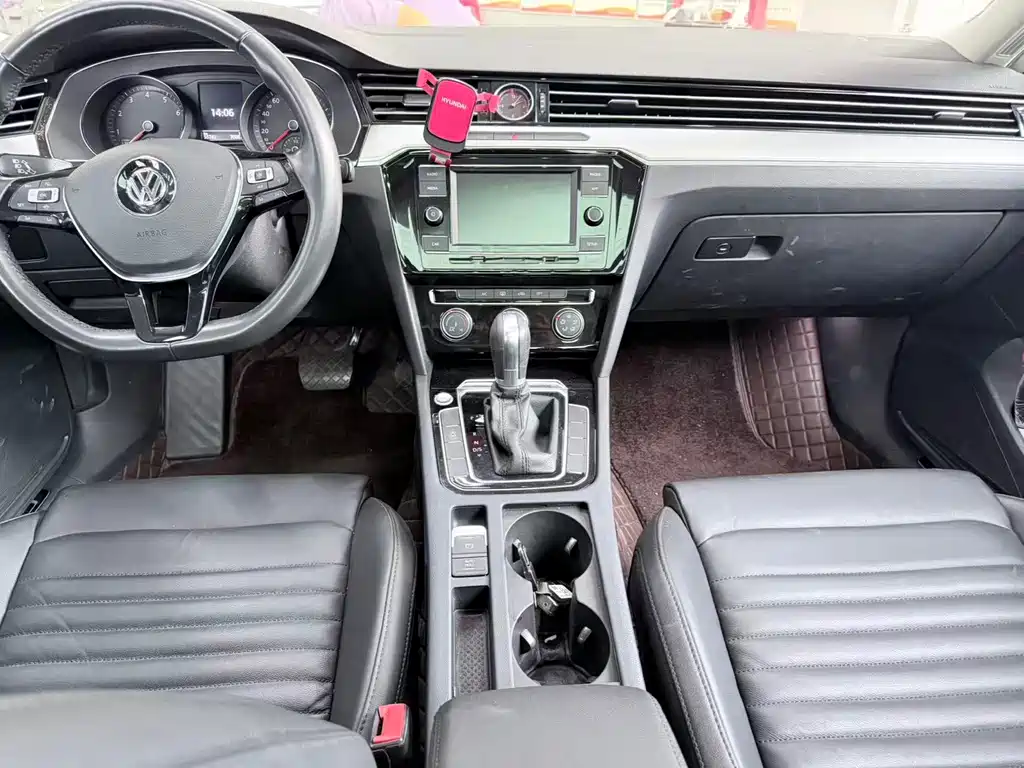 Volkswagen Magotan 2019 330TSI DSG Lead VI