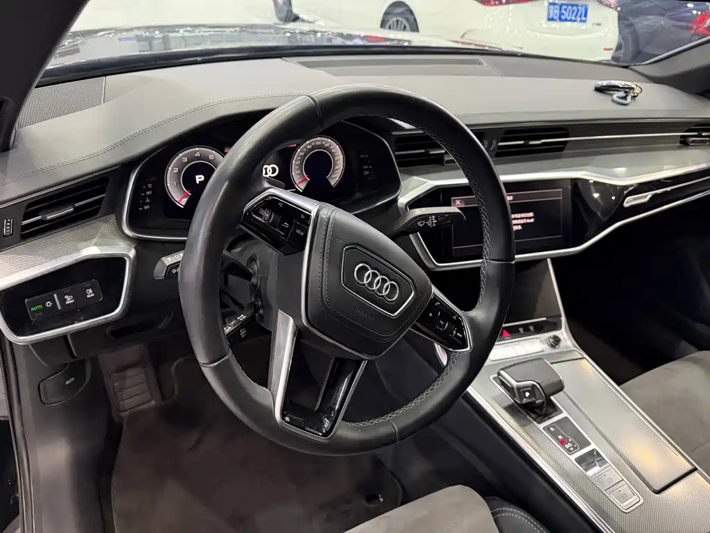 Audi A6L — миниатюра 9