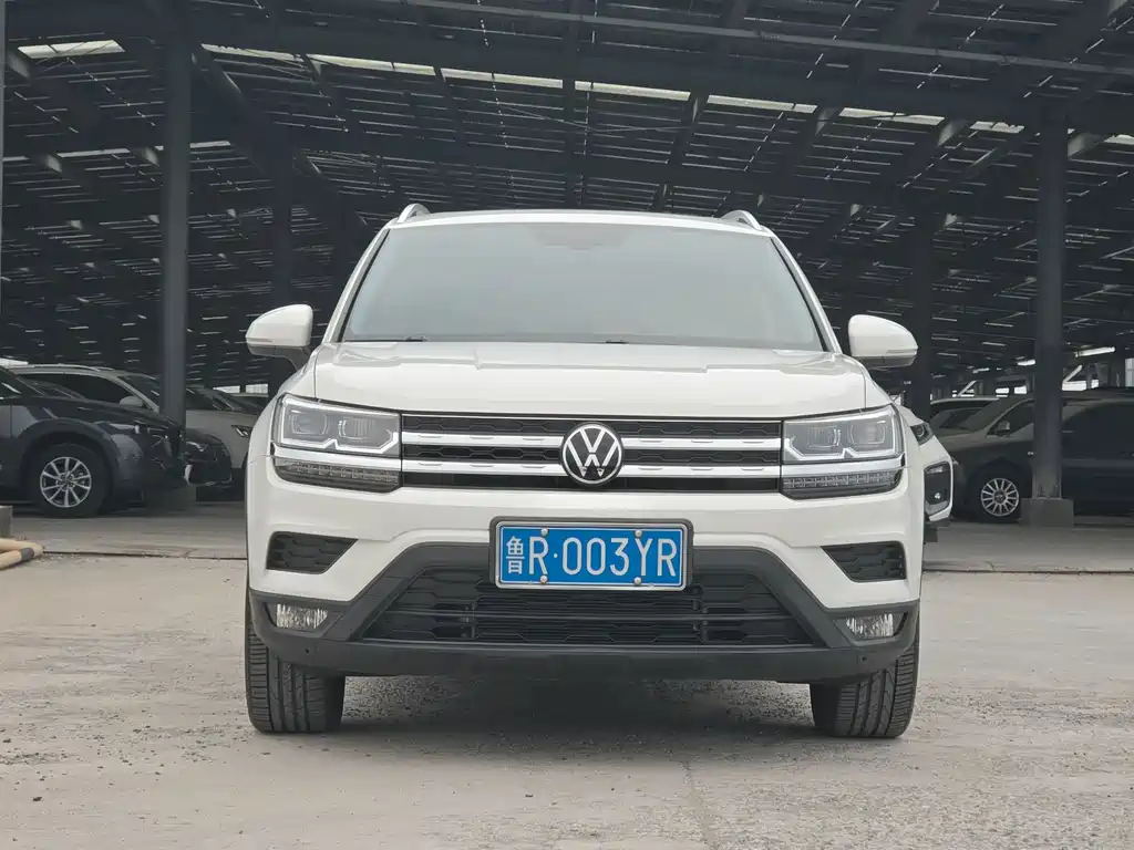 Volkswagen Tharu — миниатюра 2