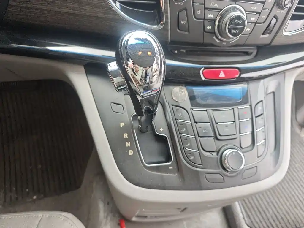 JAC Refine M5 — миниатюра 10