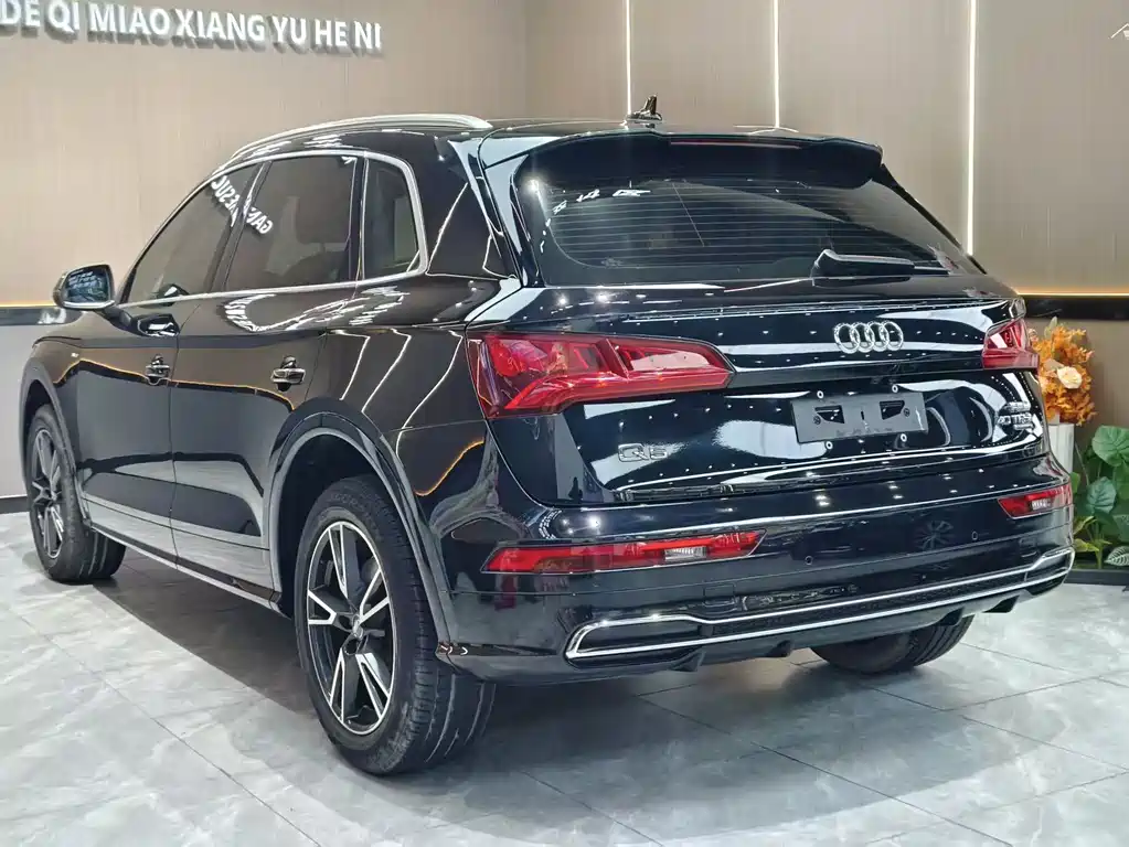 Audi Q5L 2018 40 TFSI Fashion V