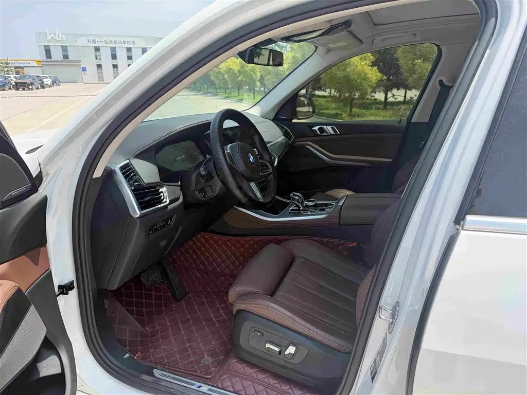 BMW X5 2022 xDrive40i M Sport