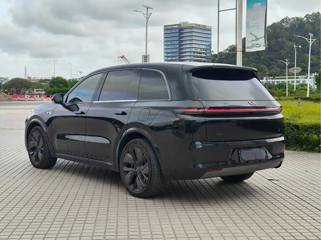Li Auto Li L8 — миниатюра 6