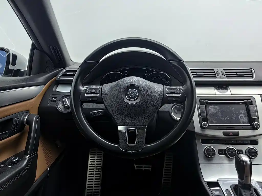 Volkswagen CC — миниатюра 11