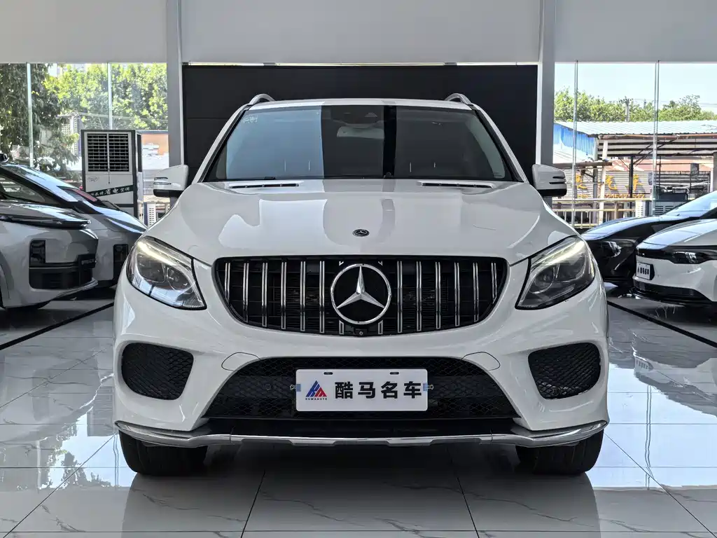 Mercedes-Benz GLE (Import) — миниатюра 2
