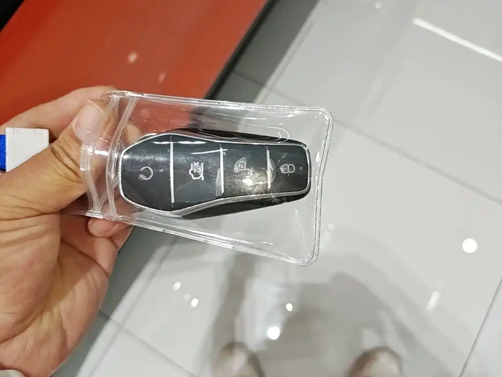 BYD Хань Ли — миниатюра 9