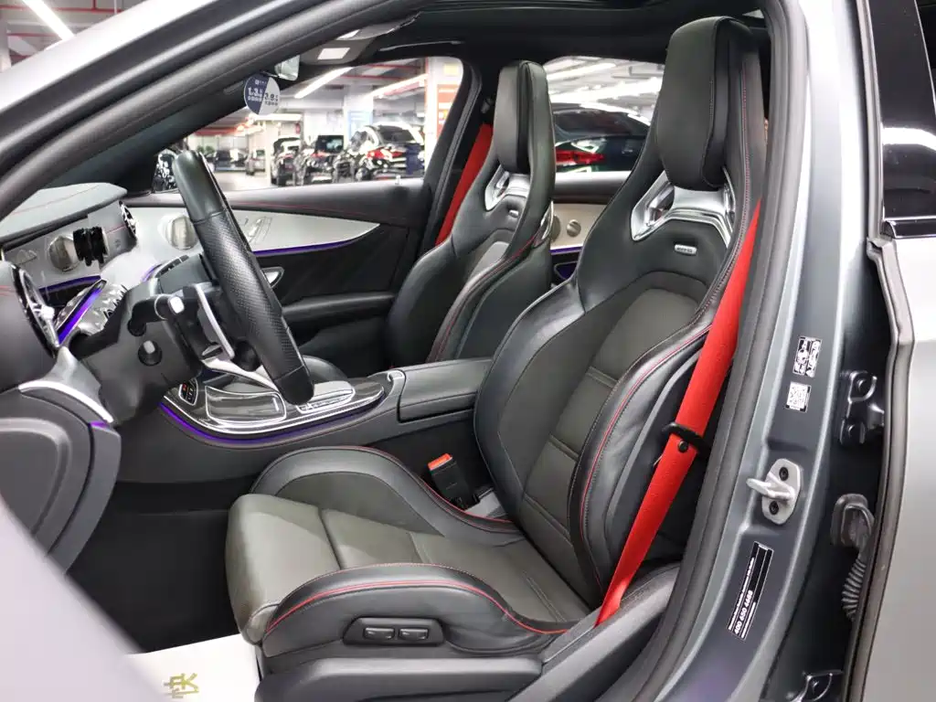 Mercedes-Benz E-Class AMG — миниатюра 5