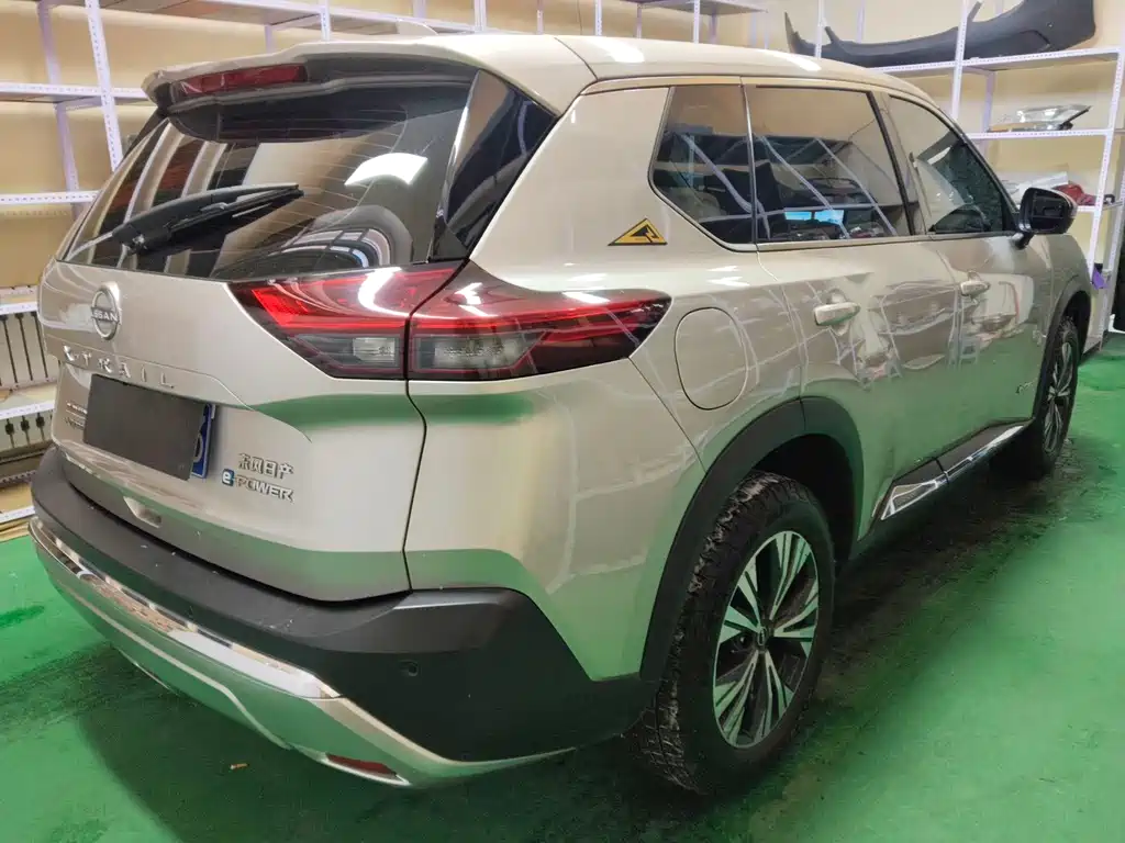 Nissan X-Trail — миниатюра 9