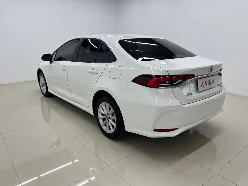 Toyota Corolla — миниатюра 6