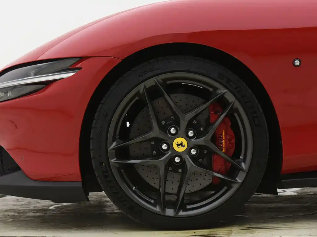 Ferrari Roma — миниатюра 10