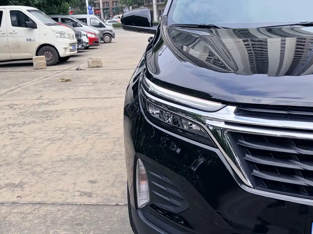 Chevrolet Equinox — миниатюра 7