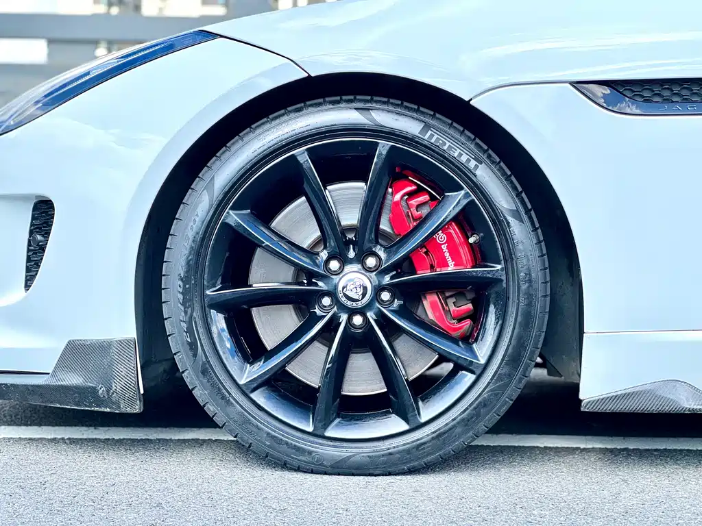 Jaguar F-TYPE — миниатюра 8