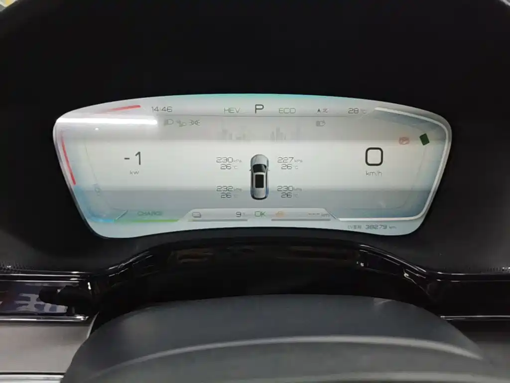 BYD Tang New Energy — миниатюра 12