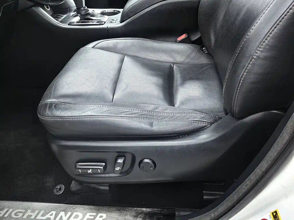 Toyota Highlander — миниатюра 20