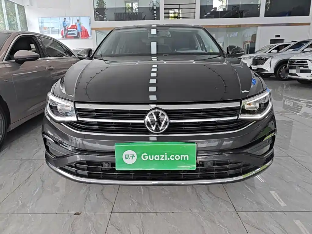 Volkswagen Bora — миниатюра 3