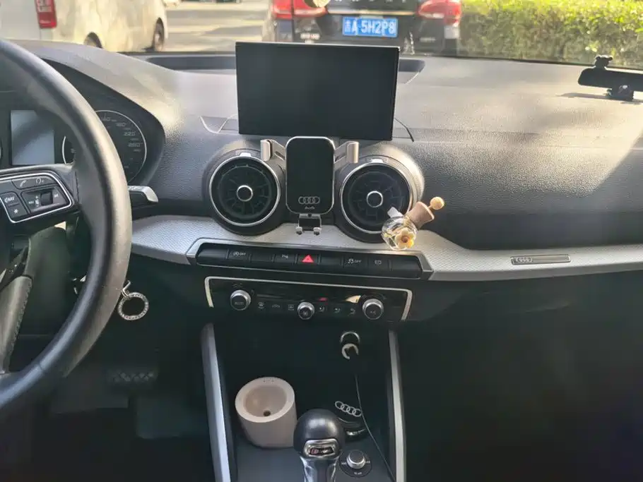 Audi Q2L — миниатюра 13