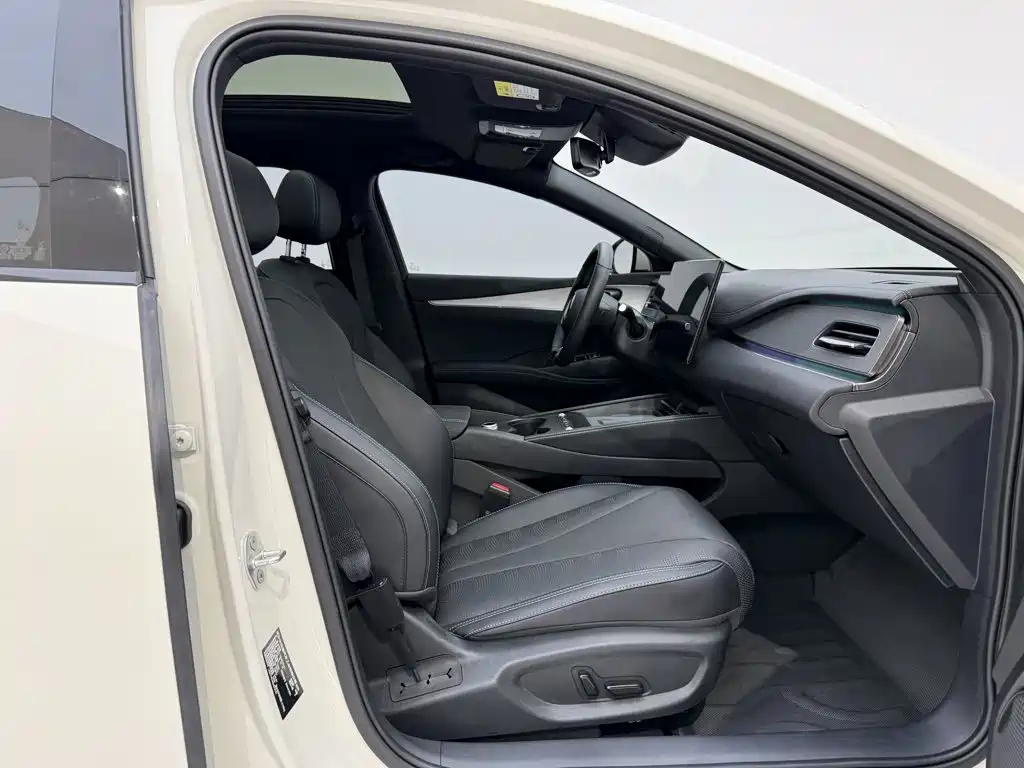 BYD Seal 06 DM-i Touring — миниатюра 16