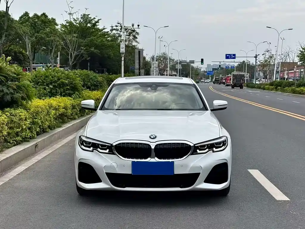 BMW 3 Series — миниатюра 2