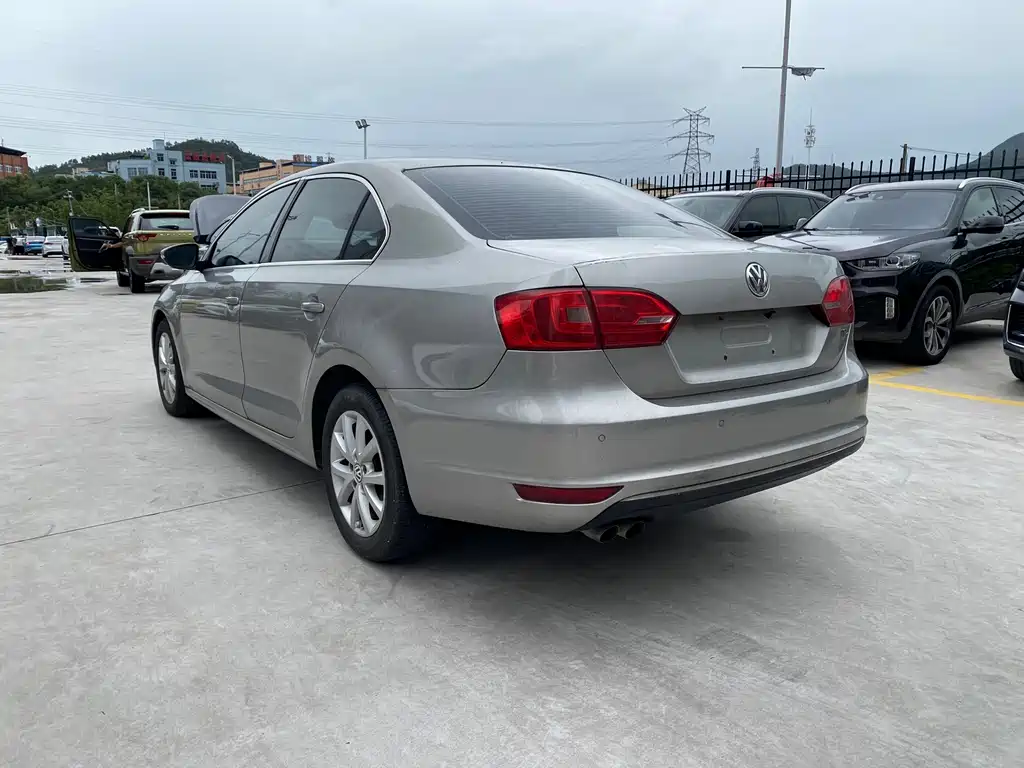 Volkswagen Sagitar — миниатюра 4