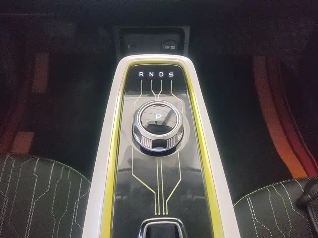 Changan Benben E-Star — миниатюра 14
