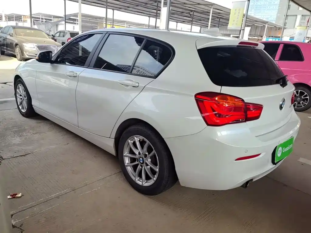 BMW 1 Series (Import) — миниатюра 5