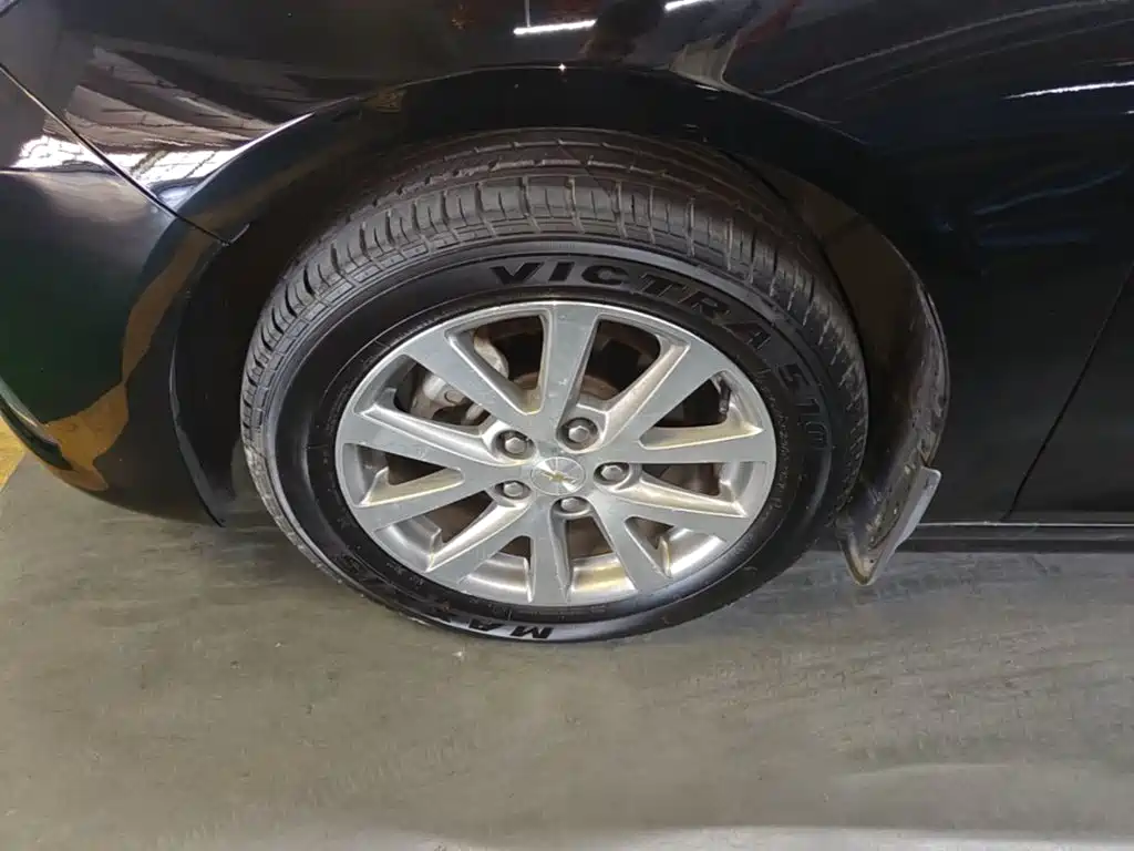 Chevrolet Malibu — миниатюра 23