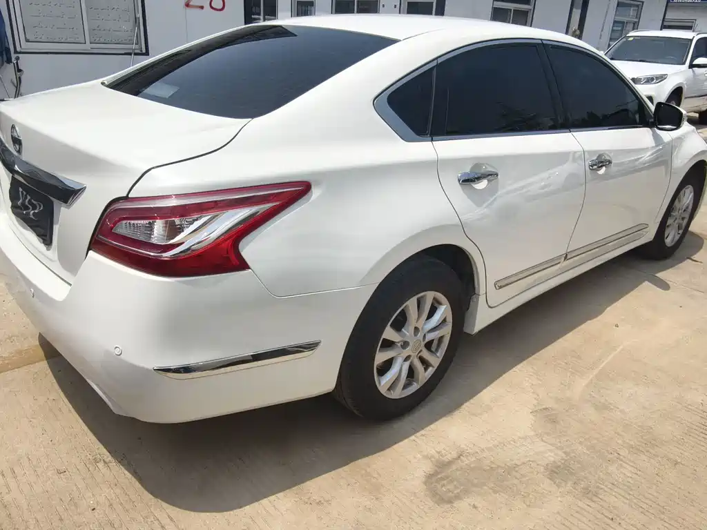 Nissan Altima 2013 2.0L XL Comfort