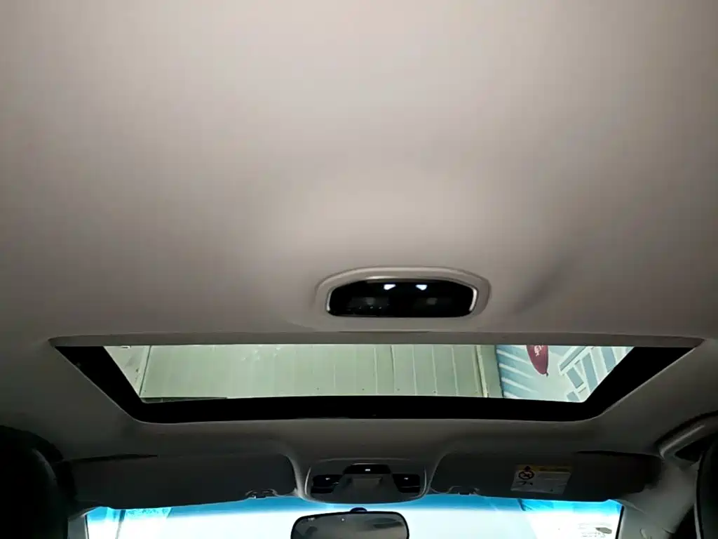 Geely Vision S1 — миниатюра 18