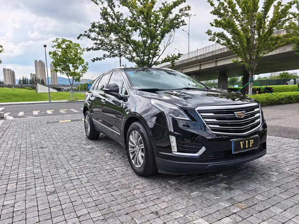 Cadillac XT5 — миниатюра 3